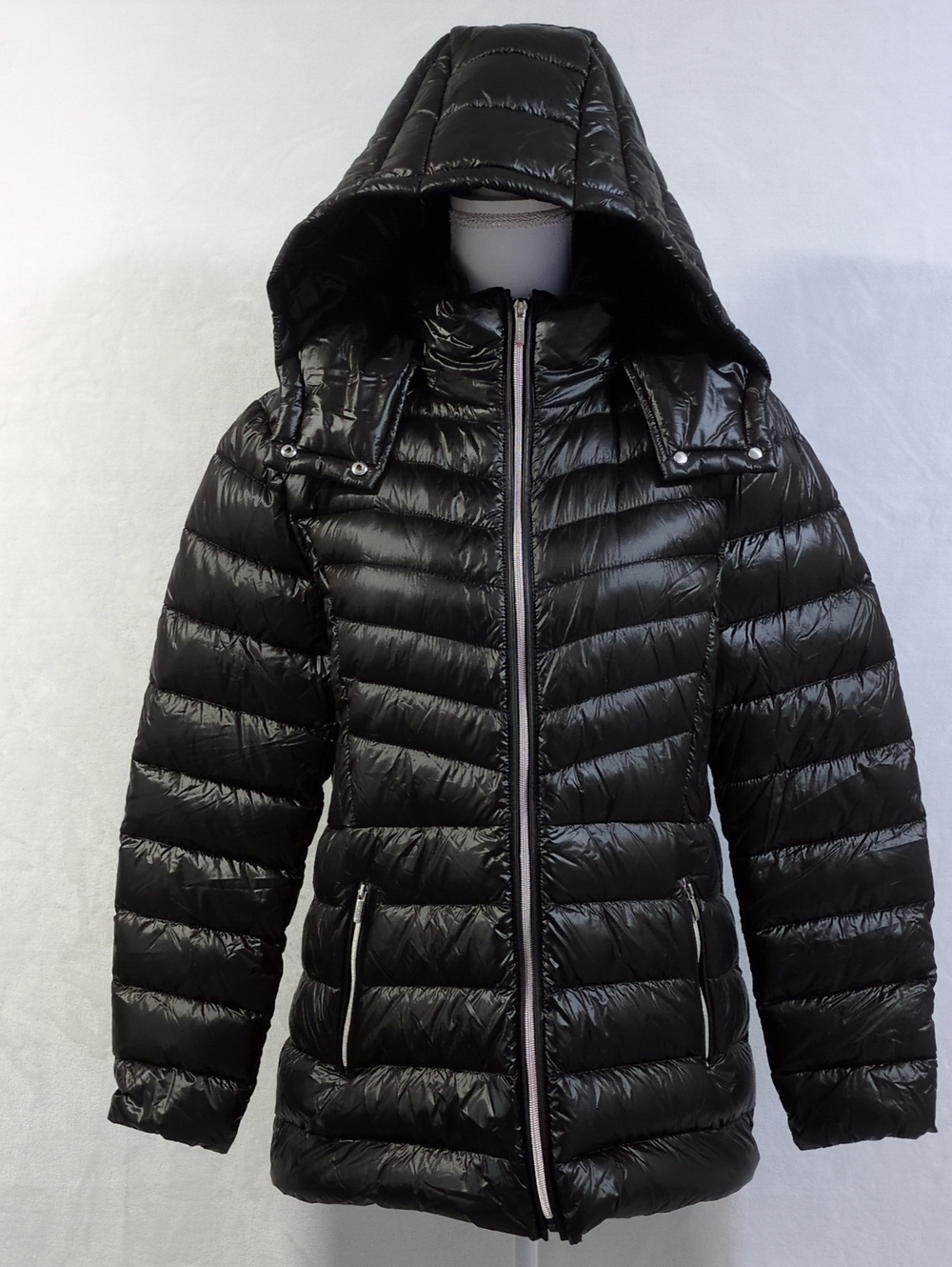Cole Haan Signature Black Down Hooded Puffer Jacket Coat L Shiny Sleek Gorpcore